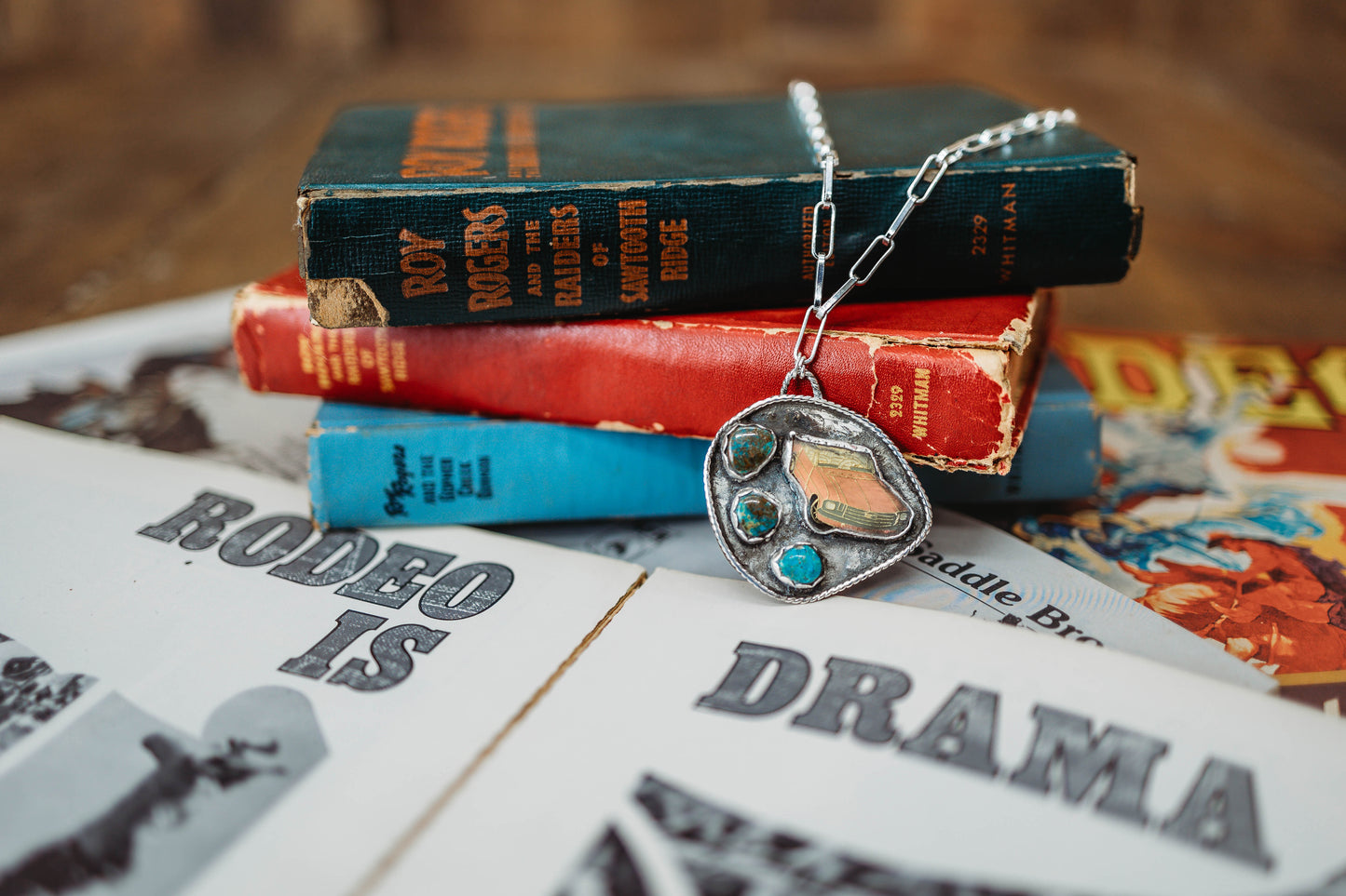 The Cadillac'n Pendant with Paperclip Chain